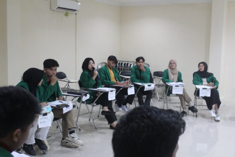 Problematika UKT Mahasiswa UMJ: “UKT Melejit, Mahasiswa Menjerit”