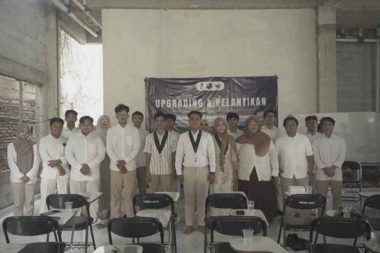 SETELAH MATI SURI, LAPENMI HMI CABANG CIPUTAT KEMBALI MELAKUKAN PELANTIKAN PENGURUS BARU